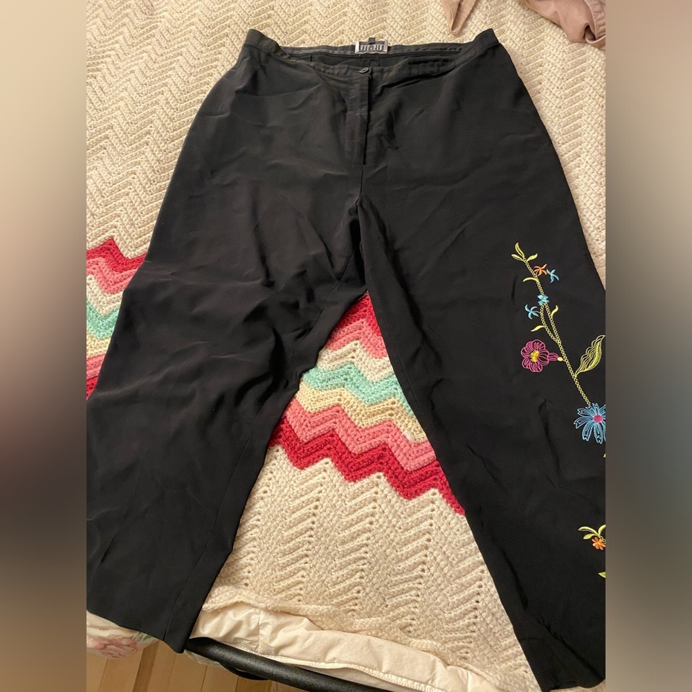 Black Capris with Floral Embroidery